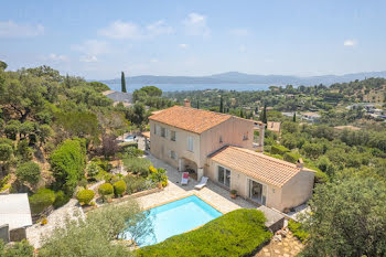 villa à Grimaud (83)