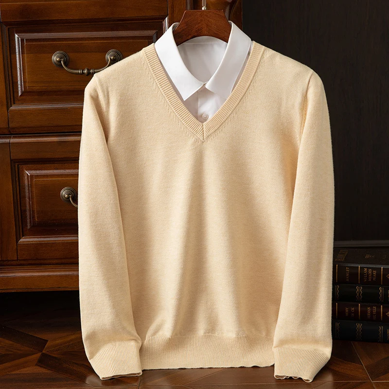 Suéter de hombre con cuello en V nuevo Moda elegante para hombre Perfecto para usar en cualquier ocasión. Ofrece comodidad y estilo.
