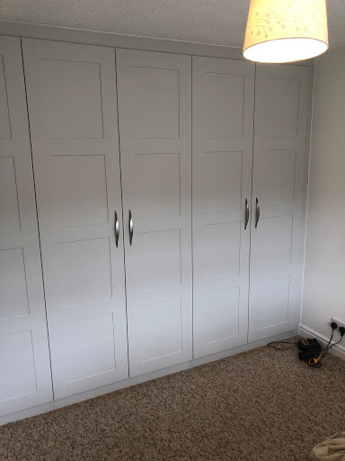 Made to measure wardrobes 