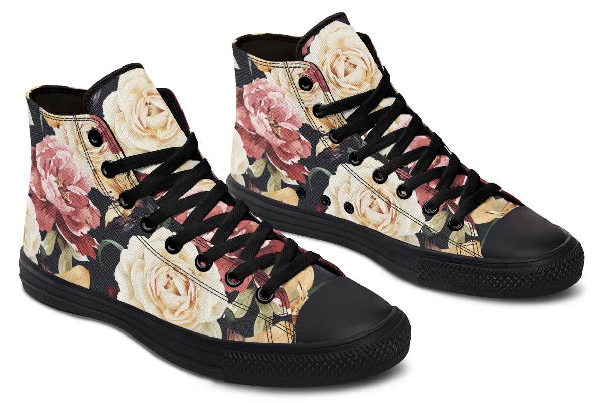 Title 7, Scarpe alte di tela stampate per coppie. Comode...