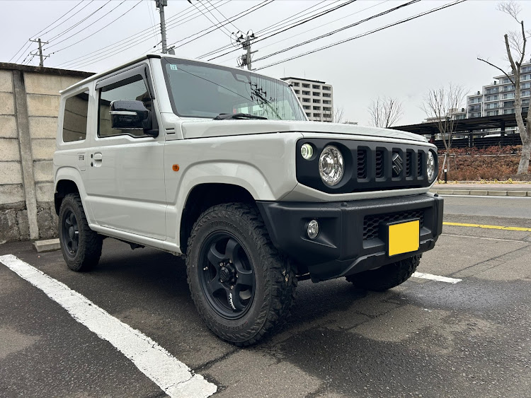 ジムニーの愛車の差し色に関するカスタム事例の投稿画像1枚目