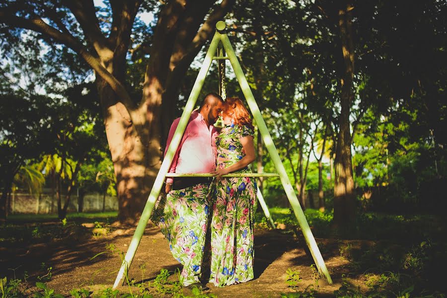 Fotógrafo de bodas Toniee Colón (toniee). Foto del 13 de octubre 2017