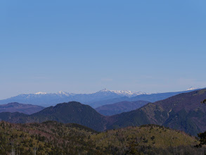 北アルプス（右から槍ヶ岳・笠ヶ岳・黒部五郎岳・薬師岳など）