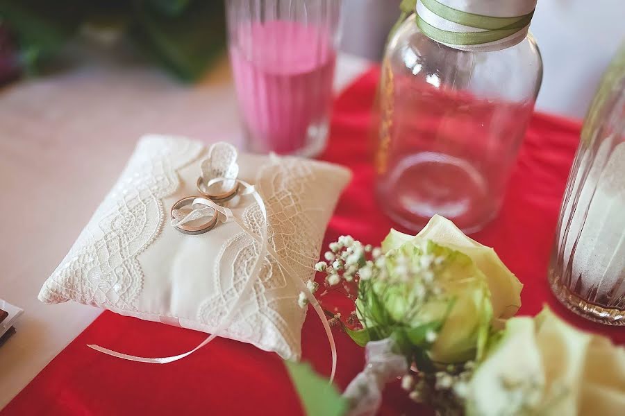 Fotógrafo de casamento Péter Tasi (photobypetertasi). Foto de 3 de março 2019