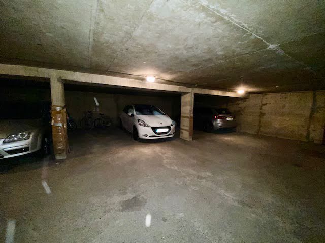 Vente parking   à Paris 15ème (75015), 19 500 €