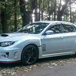 インプレッサ WRX STI GVF