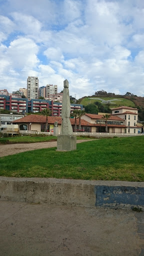 Escultura De Piedra