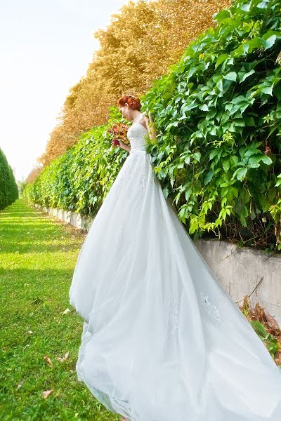 Fotógrafo de casamento Oleg Betenekov (betenekov). Foto de 26 de setembro 2015