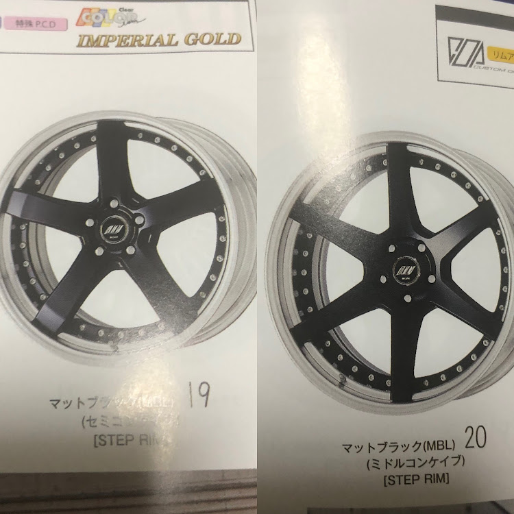クラウンセダンの220系クラウン・RS・クラウン・TRD・ホイールに関するカスタム事例の投稿画像2枚目