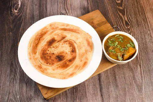 Butter Lachha Paratha With Aloo Dum