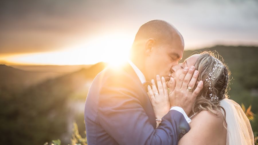 Wedding photographer Anthéa Bouquet - Charretier (antheaphotograp). Photo of 24 November 2018