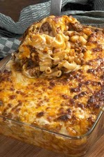 Cheesy Hamburger Casserole was pinched from <a href="http://flavorite.net/2015/10/07/cheesy-hamburger-casserole/" target="_blank">flavorite.net.</a>