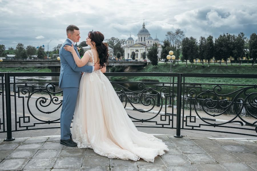 Fotógrafo de bodas Anna Sposobina (focustudio). Foto del 18 de octubre 2019