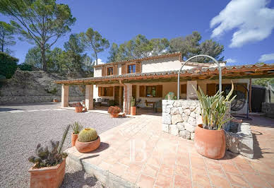 Maison avec terrasse 3