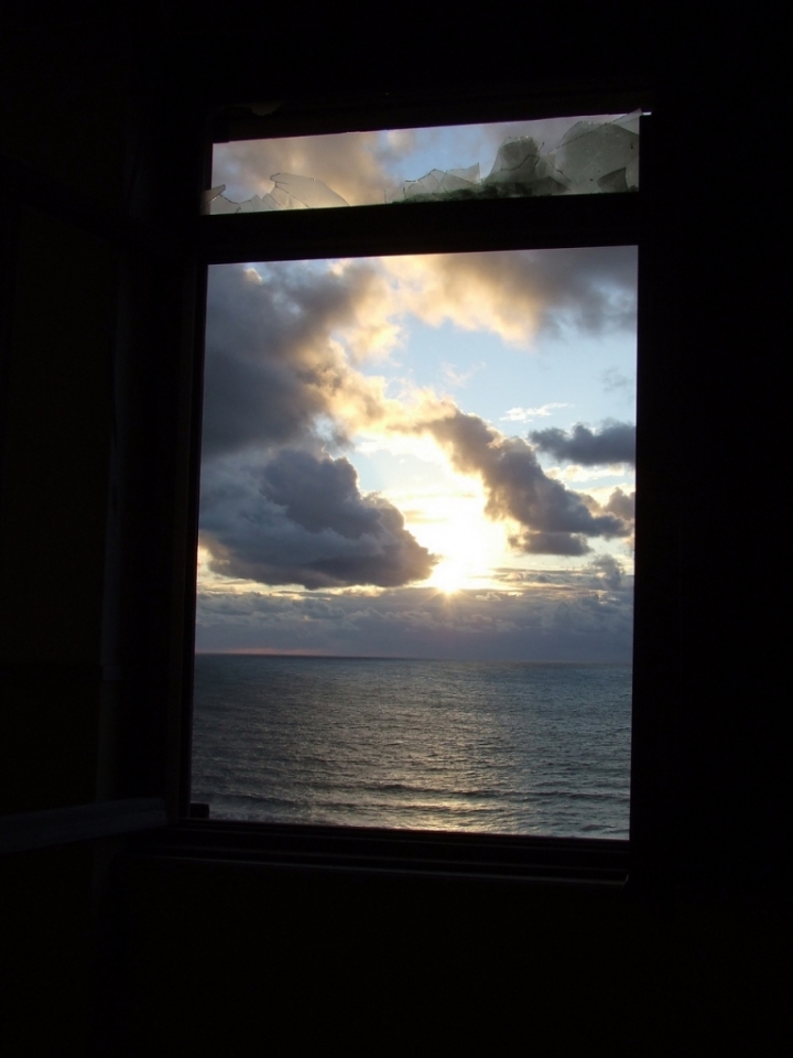 Sea over the window di mmassi