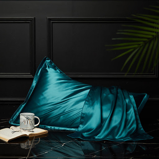 Title 2, Single Side Silk Pillowcase with Splicing Small...