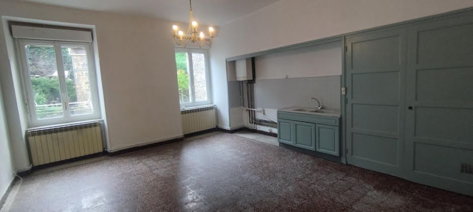 Vente appartement 5 pièces 110 m² à Annonay (07100), 90 000 €