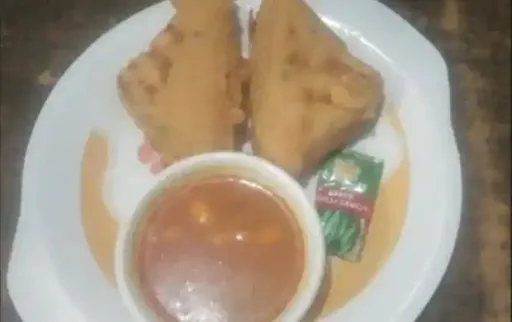 Bread Pakoda [2 Pieces] With Aloo Sabji