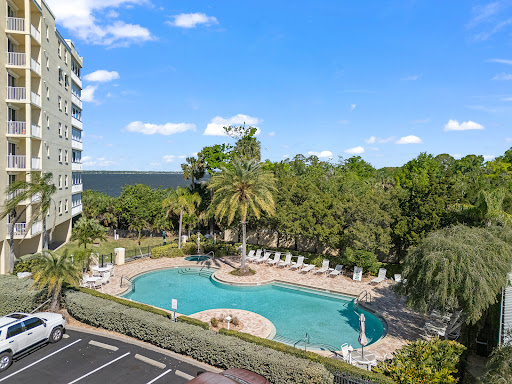 Appartement avec piscine 2