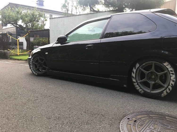 シビックのシビック・EK4・EK9・タイヤレターに関するカスタム事例の投稿画像1枚目