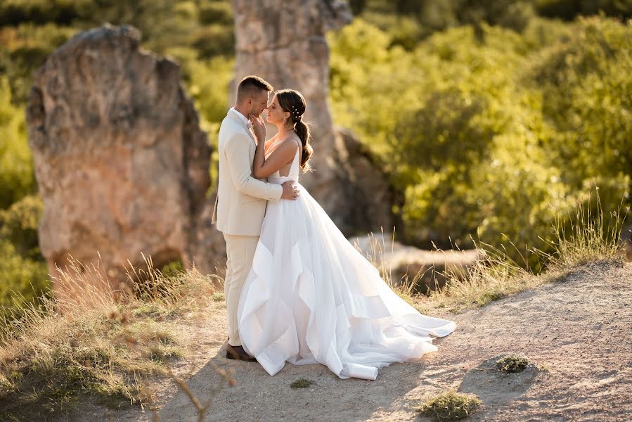 Fotógrafo de casamento Eszter Kelemen (esztellwedding). Foto de 11 de outubro 2022