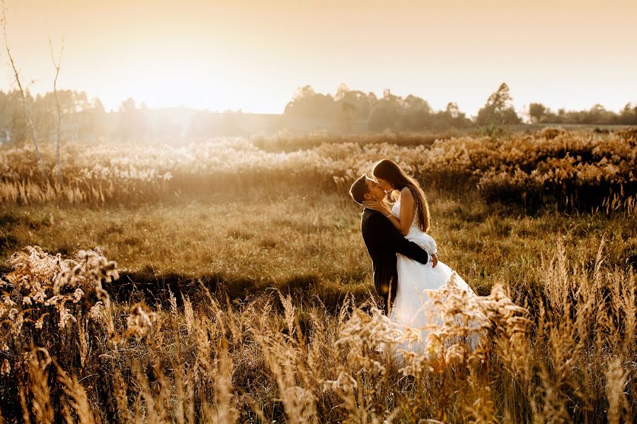 Fotógrafo de casamento Mirek Basista (fotoperla). Foto de 5 de abril