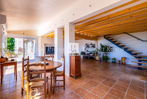 Villa with terrace 5