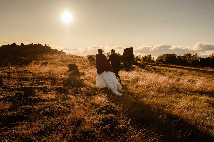 Wedding photographer Luis Muñoz (lessmore). Photo of 3 February 2021