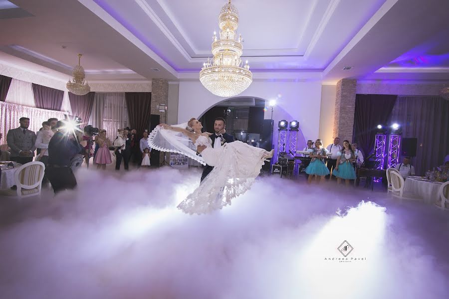 Esküvői fotós Andreea Pavel (andreeapavel). Készítés ideje: 2018 július 24.