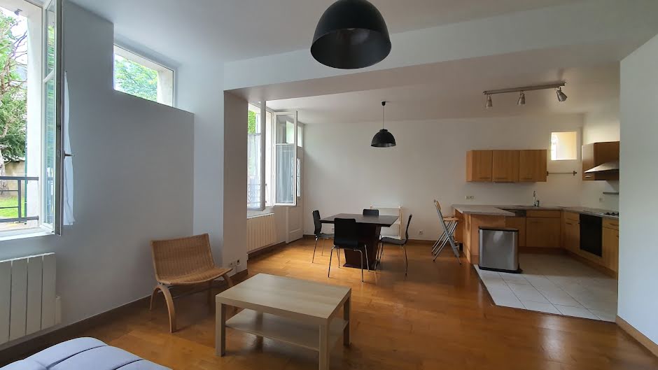 Location meublée appartement 2 pièces 53.15 m² à Rueil-Malmaison (92500), 1 300 €