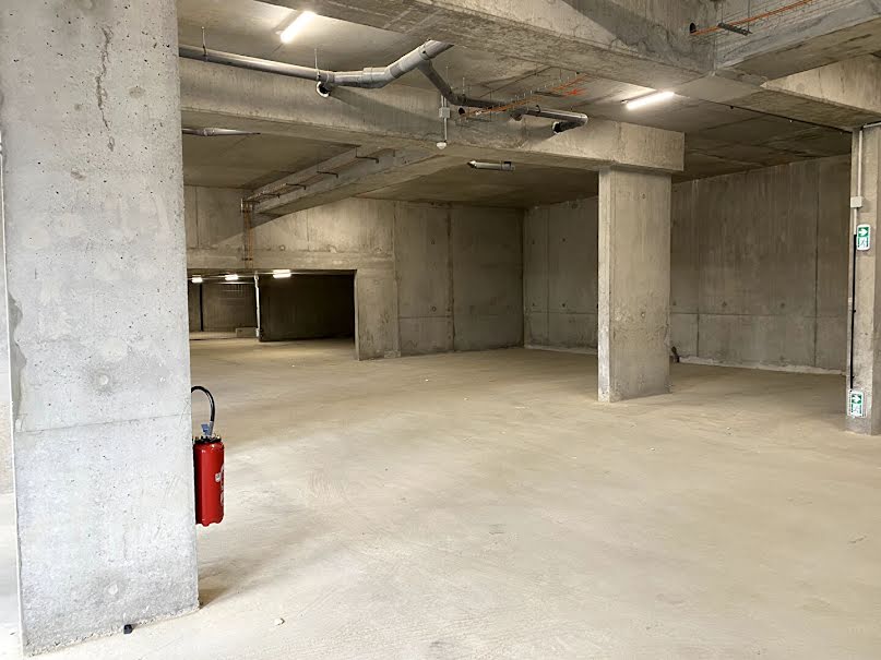 Vente parking  15 m² à Saint-Herblain (44800), 17 000 €