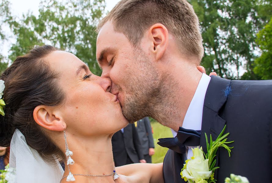 Fotógrafo de casamento Pavel Pfauser (studio-23). Foto de 21 de maio 2019