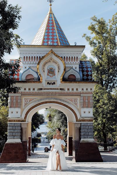 Fotógrafo de casamento Elizaveta Kryuchkova (liza75757). Foto de 25 de dezembro 2023