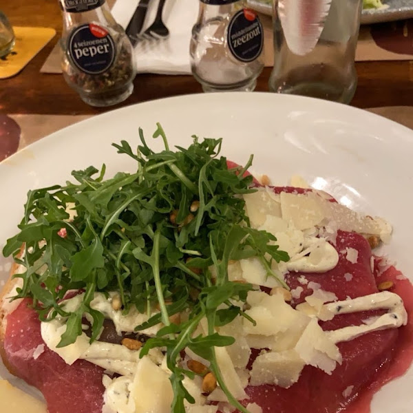 Gf bread with carpaccio