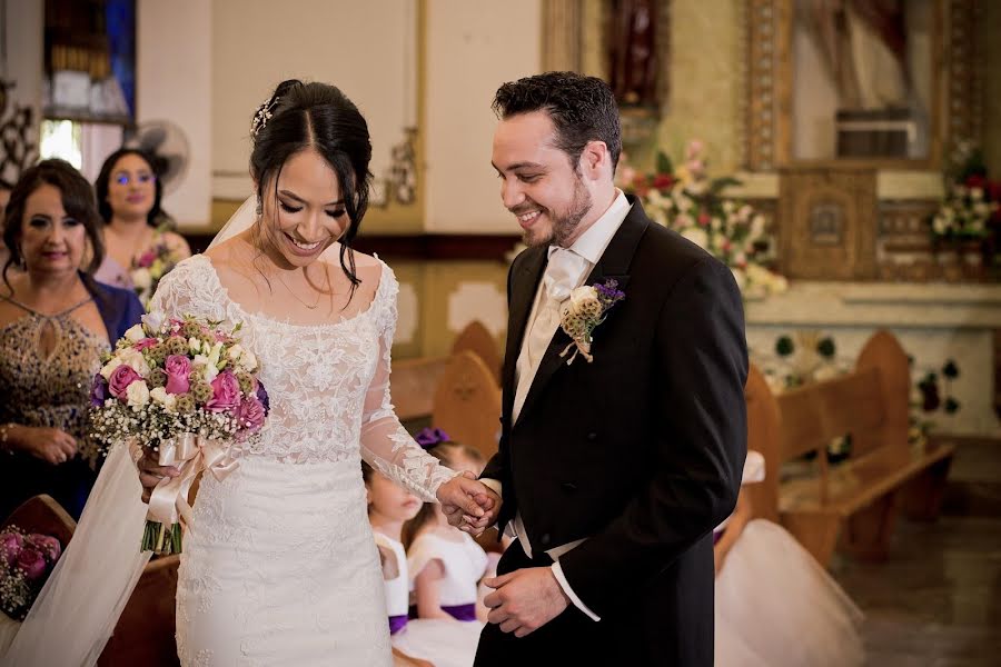 Fotógrafo de casamento Rosalinda Saiza (rosssaiza). Foto de 6 de outubro 2022