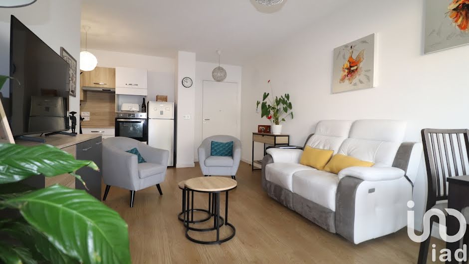 Vente appartement 3 pièces 56 m² à Saint-Etienne (42000), 175 000 €