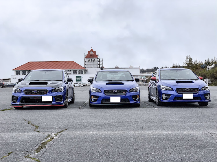 WRX STIのWRX STI・ビーナスライン・WRX S4・RA-R・シビックタイプR FK8に関するカスタム事例の投稿画像2枚目