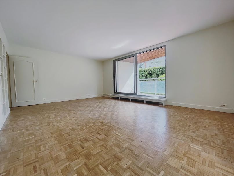 Location  appartement 4 pièces 102 m² à La Celle-Saint-Cloud (78170), 2 300 €