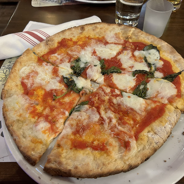 Gluten-Free Pizza at Il Canale