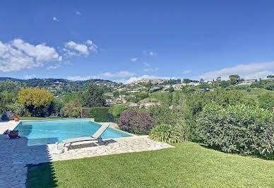 House with pool and terrace 3