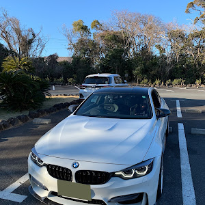 M4 クーペ F82