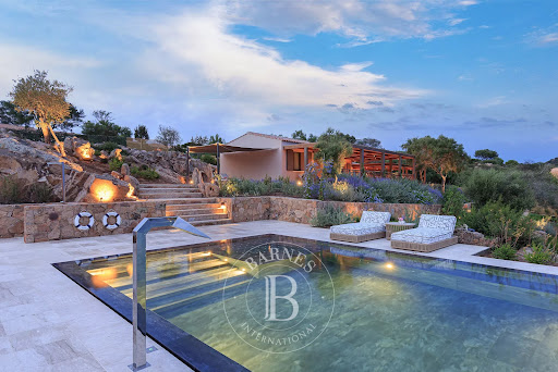 Villa avec piscine 1