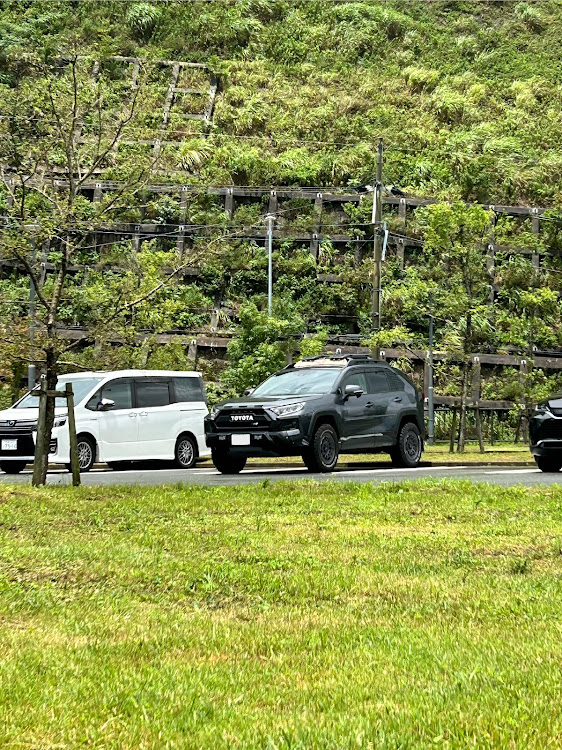 RAV4の不正改造車取締月間・BF Goodrich ALL-Terrain T/A KO2・BlackRhino Wheels・梅雨明け・ドライブに関するカスタム事例の投稿画像6枚目