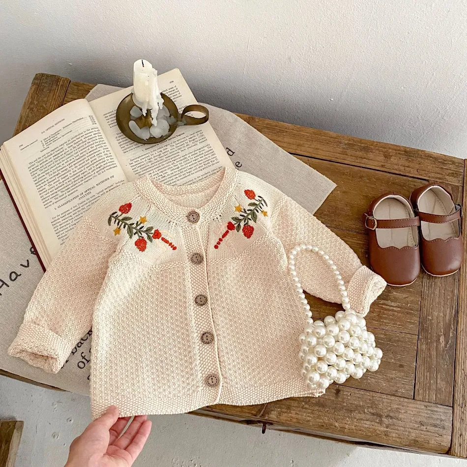 Kinderen geborduurde lange mouw gebreide jas pasgeboren vestje, zacht en comfortabel, perfect voor de allerkleinste baby's.