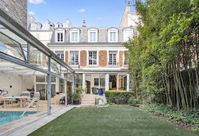 Maison avec piscine et terrasse 4