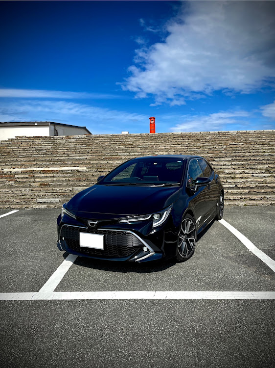 カローラスポーツのカロスポ・ブラキッシュアゲハガラスフレーク・天空のポスト・ドライブ・伊勢志摩に関するカスタム事例の投稿画像1枚目