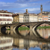 Firenze si specchia sull'Arno di Livius