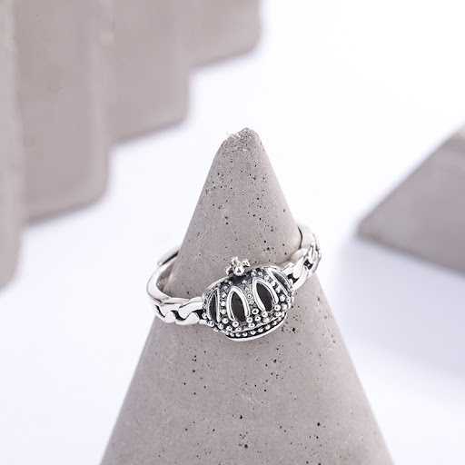 Title 4, S925 Sterling Silver Ring Crown Push Pull Desig...