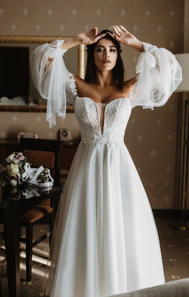 Wedding photographer Nazariy Slyusarchuk (photofanatix). Photo of 6 October 2020