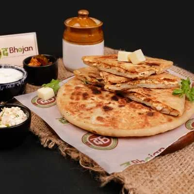 Aloo Pyaaz Paratha